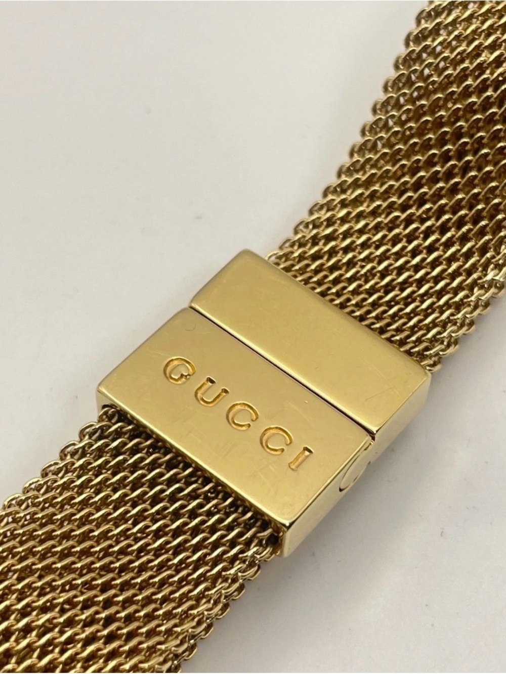 Gucci Gold Tone Mesh Bracelet with Engraved Clasp 7 inches - Picture 3 of 5